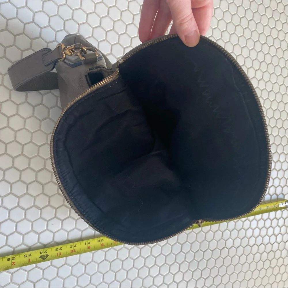 MARC BY MARC JACOBS | New Q Natasha Shoulder Crossbody Flap Bag Shoulder Pad - Picture 8 of 11